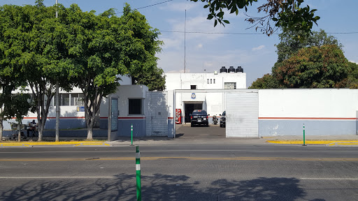 Base de Policía Municipal Guadalajara Zona 5, Blvd. General Marcelino García Barragán 1161, Col. Obrera, 44420 Guadalajara, Jal., México, Comisaría de policía | JAL