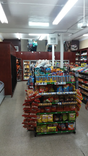 Grocery Store «Cal Park Grocery & Liquor», reviews and photos, 702 N California St, Stockton, CA 95202, USA