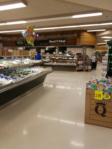 Grocery Store «Quality Food Center», reviews and photos, 4775 Whitman Ln SE, Lacey, WA 98513, USA