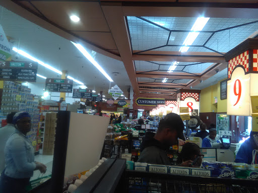 Grocery Store «Super Foodtown of Bedford Stuyvesant», reviews and photos, 1420 Fulton St, Brooklyn, NY 11216, USA
