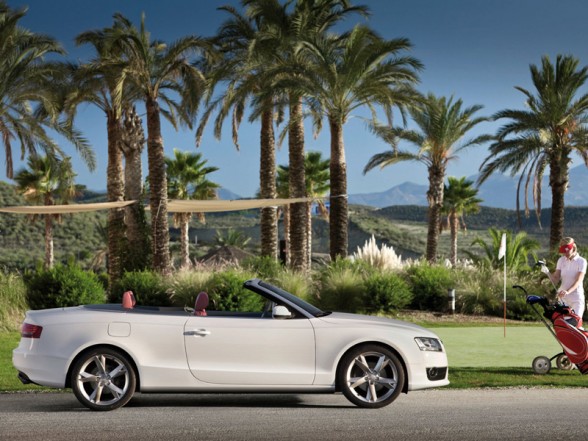 2010 Audi A5 Cabriolet - Side Picture