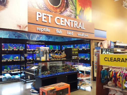 Pet Supply Store «PetSmart», reviews and photos, 5 Hampton House Rd, Newton, NJ 07860, USA