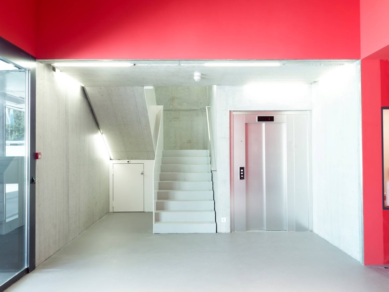 Icrc Logistics Complex by group8