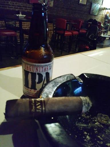 Lounge «Downtown Cigar Lounge of Jacksonville», reviews and photos, 11 Ocean St, Jacksonville, FL 32202, USA