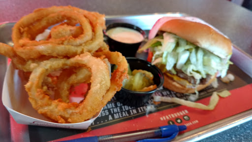 Hamburger Restaurant «Fatburger», reviews and photos, 6220 E Lake Sammamish Pkwy SE, Issaquah, WA 98029, USA