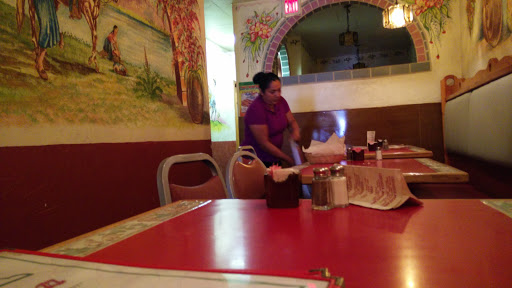 Mexican Restaurant «Ixtapa Restaurant», reviews and photos, 307 E 1st St, Newberg, OR 97132, USA