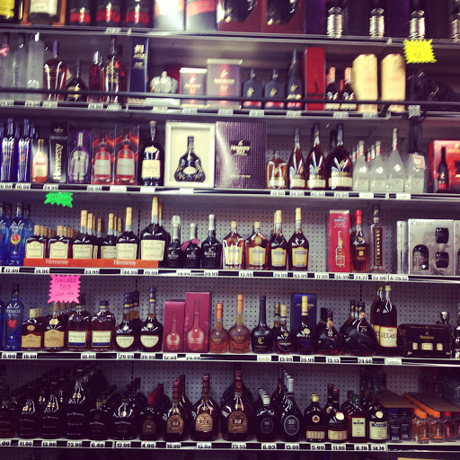 Liquor Store «New Abbey Wine & Liquor Shop», reviews and photos, 25030 Southfield Rd, Southfield, MI 48075, USA