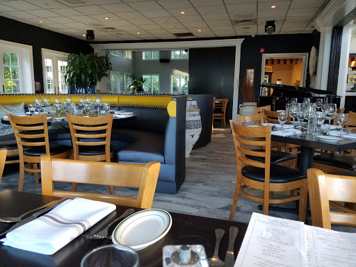 Italian Restaurant «Stella Trattoria & Bar», reviews and photos, 7 Montauk Hwy, Blue Point, NY 11715, USA