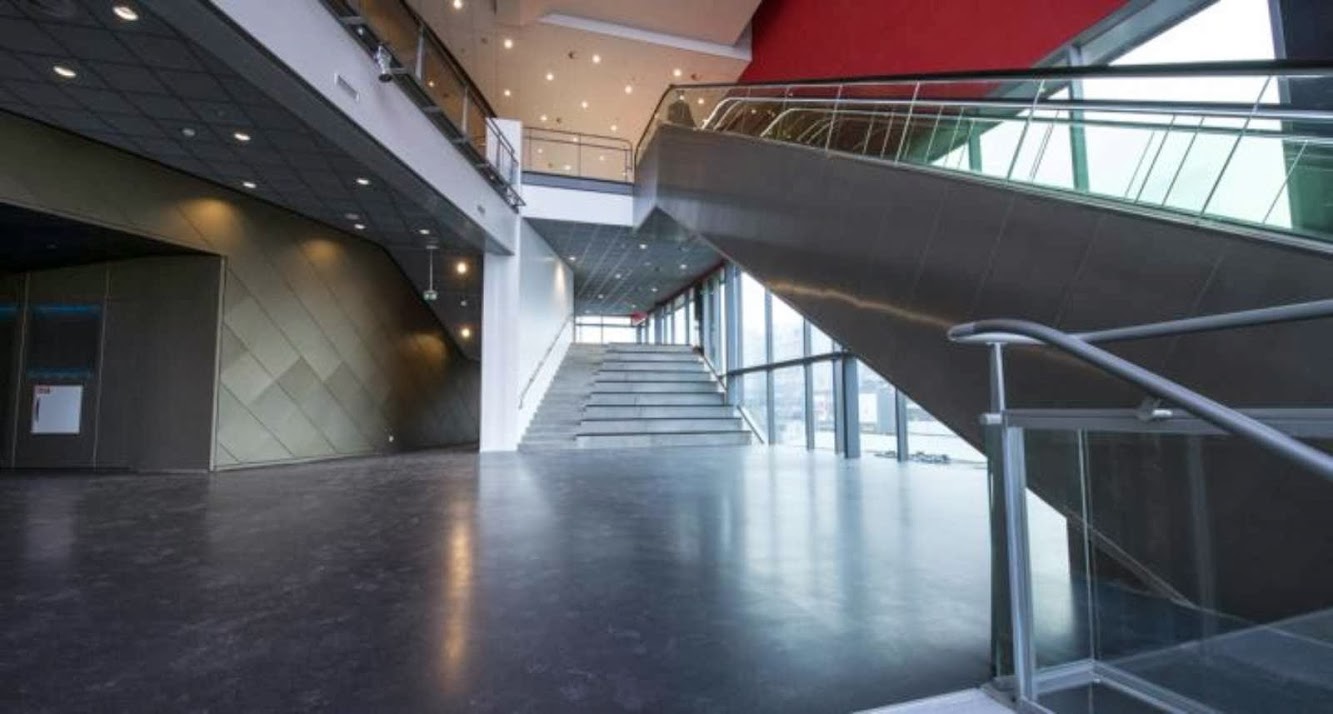Tivoli Vredenburg by Architectuurstudio Hh