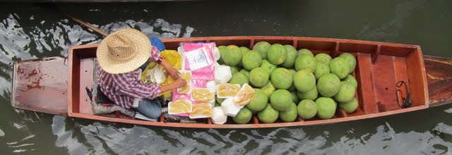 Floating Market in Damnoen Saduak