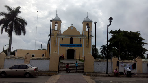 Iglesia Catolica, Calle 21 90A, Kinchil, 97360 Kinchil, Yuc., México, Iglesia católica | YUC