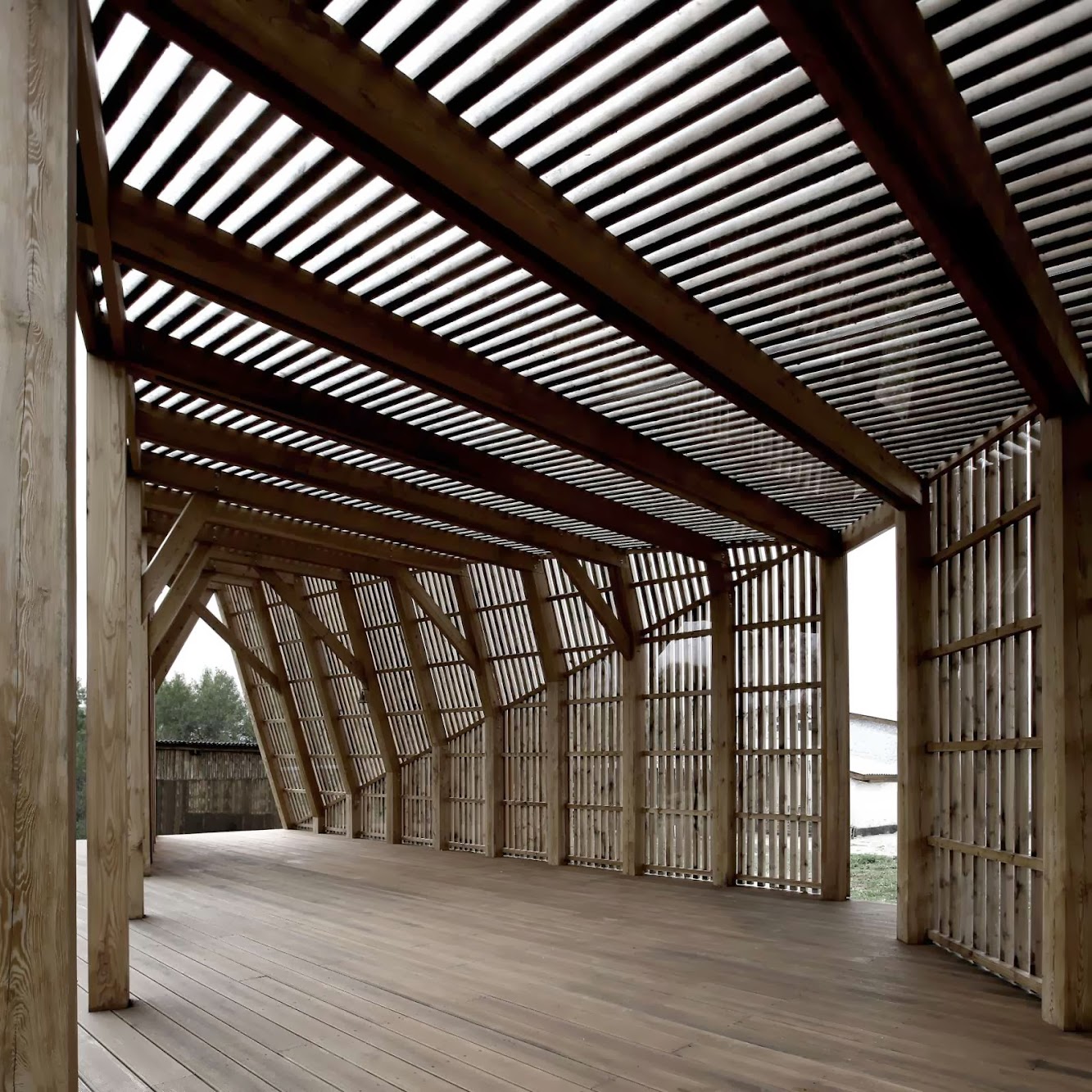 Summer House by Khachaturian Architects