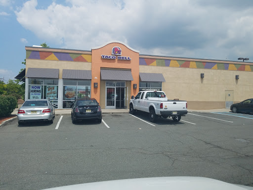 Mexican Restaurant «Taco Bell», reviews and photos, 500 S River St, Hackensack, NJ 07601, USA