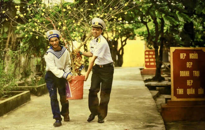 Thơ Tết của người Lính xa quê & tâm sự ngày Xuân Thơ Tết của người Lính xa quê & tâm sự ngày Xuân