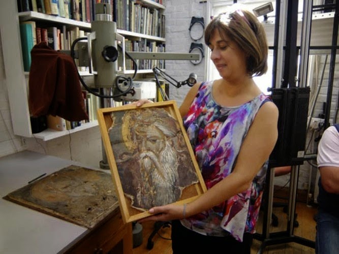 Looted artefacts returned to Cyprus Looted artefacts returned to Cyprus