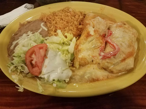 Restaurant «Casa Del Rio Restaurant», reviews and photos, 839 High St, Wadsworth, OH 44281, USA