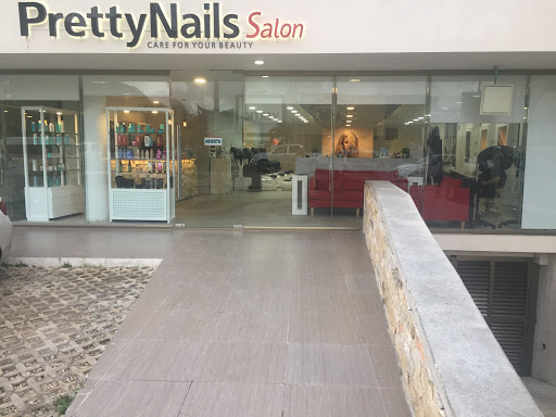 Pretty Nails Salon, Av. Tulum, region 1, manzana 2, lote 7, Tulum centro, 77760 Tulum, Q.R., México, Salón de belleza | QROO