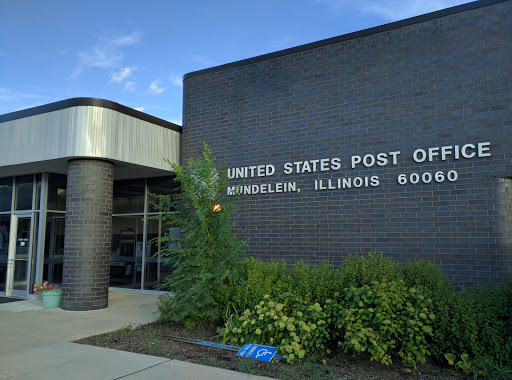 Post Office «US Post Office», reviews and photos, 435 E Hawley St, Mundelein, IL 60060, USA