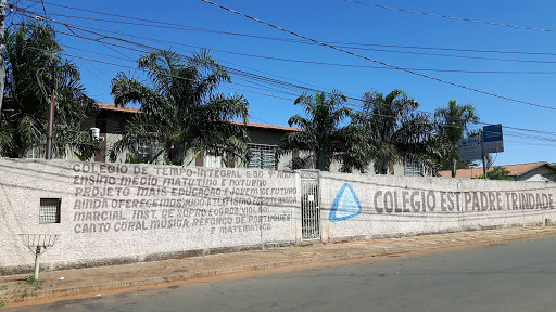 Colégio Estadual Padre Trindade, R. Silva Pinto, s/n - Jundiaí, Anápolis - GO, 75110-640, Brasil, Escola_Estadual, estado Goiás