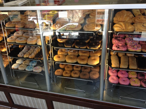 Donut Shop «Yum Yum Donuts», reviews and photos, 2628 Pico Blvd, Santa Monica, CA 90405, USA