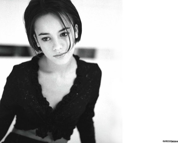  Alizee