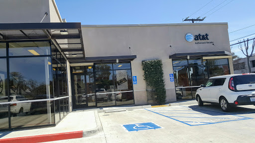 Cell Phone Store «AT&T Authorized Retailer», reviews and photos, 12721 Brookhurst St, Garden Grove, CA 92840, USA