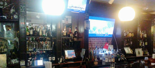 Bar & Grill «Metric Bar», reviews and photos, 39 Cannon St, Bridgeport, CT 06604, USA