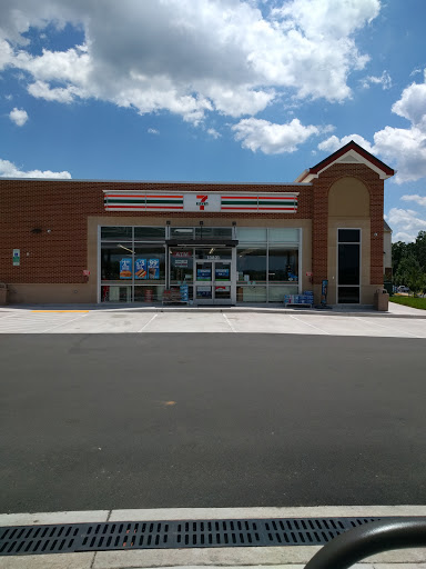 Convenience Store «7-Eleven», reviews and photos, 13821 Heathcote Blvd, Gainesville, VA 20155, USA