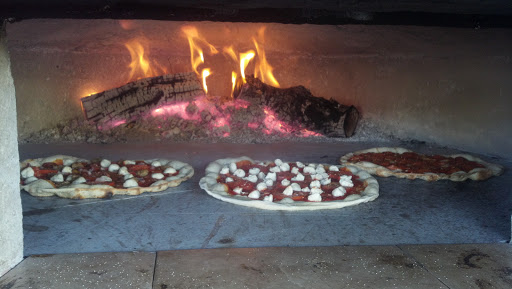Pizza Restaurant «Tuscan Stone Pizza», reviews and photos, 5530 E Lake Sammamish Pkwy SE, Issaquah, WA 98029, USA