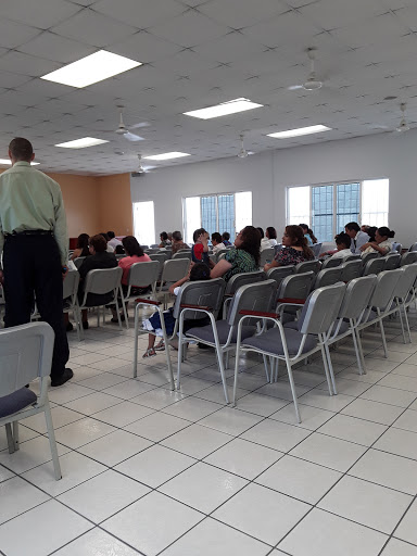Salón del Reino de los Testigos de Jehová, Argentina 10, Centro, 95330 Carlos A. Carrillo, Ver., México, Iglesia de los testigos de Jehová | VER