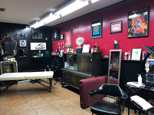 Tattoo Shop «American Beauty Tattoo», reviews and photos, 108 Railroad Ave S, Kent, WA 98032, USA