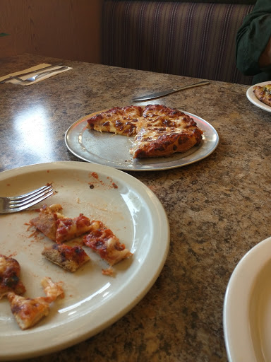 Pizza Restaurant «Sahara Pizza», reviews and photos, 613 W Stevens Ave, Sultan, WA 98294, USA