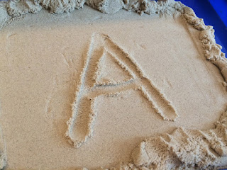 Lợi ích của đồ chơi cát Kinetic Sand
