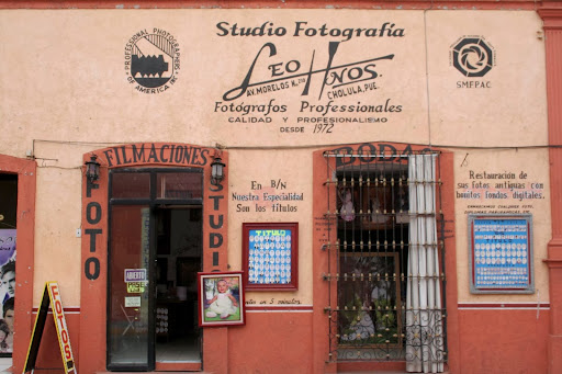 Foto Estudio Leo Hermanos, Av. Morelos 210, Cholula, 72760 Cholula de Rivadabia, Pue., México, Estudio fotográfico | PUE