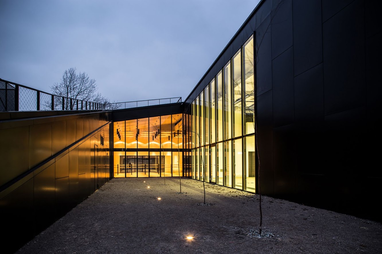 Community center by Rafal Mazur
