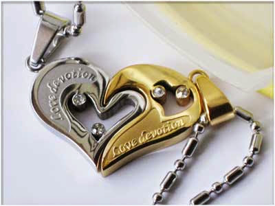 kalung couple romancouple.com