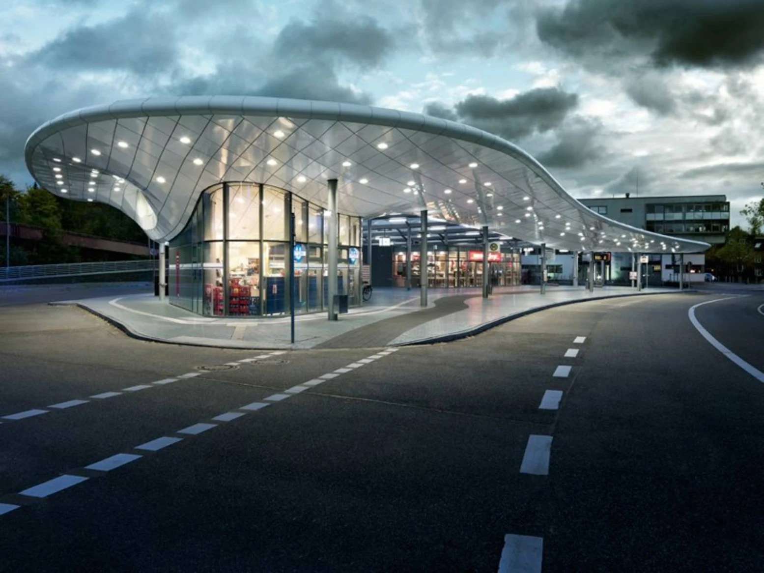 Bus Station by Blunck Morgen Architekten