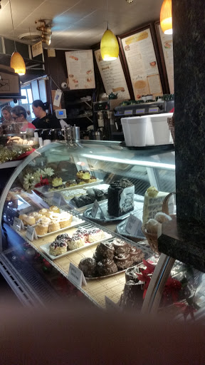 Coffee Shop «Boston Gourmet Coffeehouse», reviews and photos, 101 N Alabama Ave, DeLand, FL 32724, USA