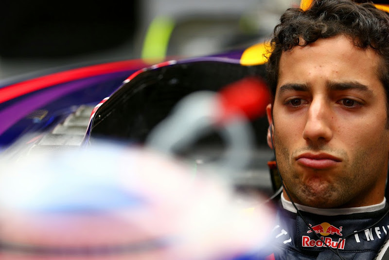 Даниэль Риккардо в кокпите Red Bull на Гран-при Испании 2014