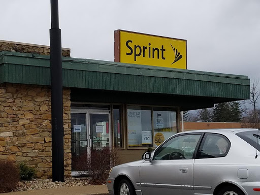 Cell Phone Store «Sprint Store», reviews and photos, 3721 E Main St, Richmond, IN 47374, USA