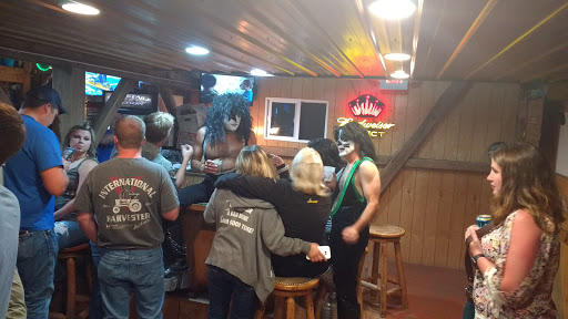 Bar «Whitetails Saloon», reviews and photos, 1711 165th St, Clarence, IA 52216, USA