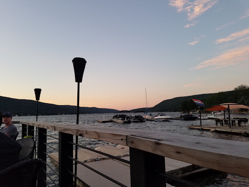 American Restaurant «Cove Castle Restaurant», reviews and photos, 13 Castle Ct, Greenwood Lake, NY 10925, USA