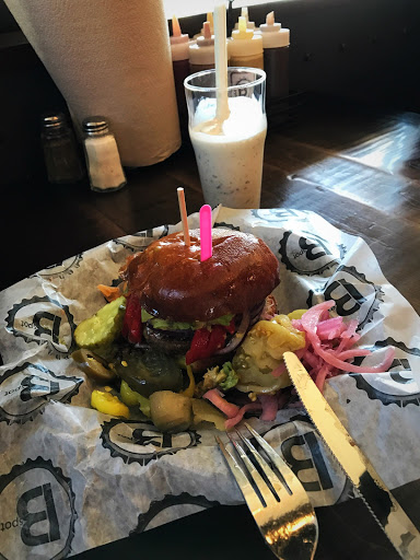 Hamburger Restaurant «B Spot Burgers», reviews and photos, 5091 N Hamilton Rd, Columbus, OH 43230, USA