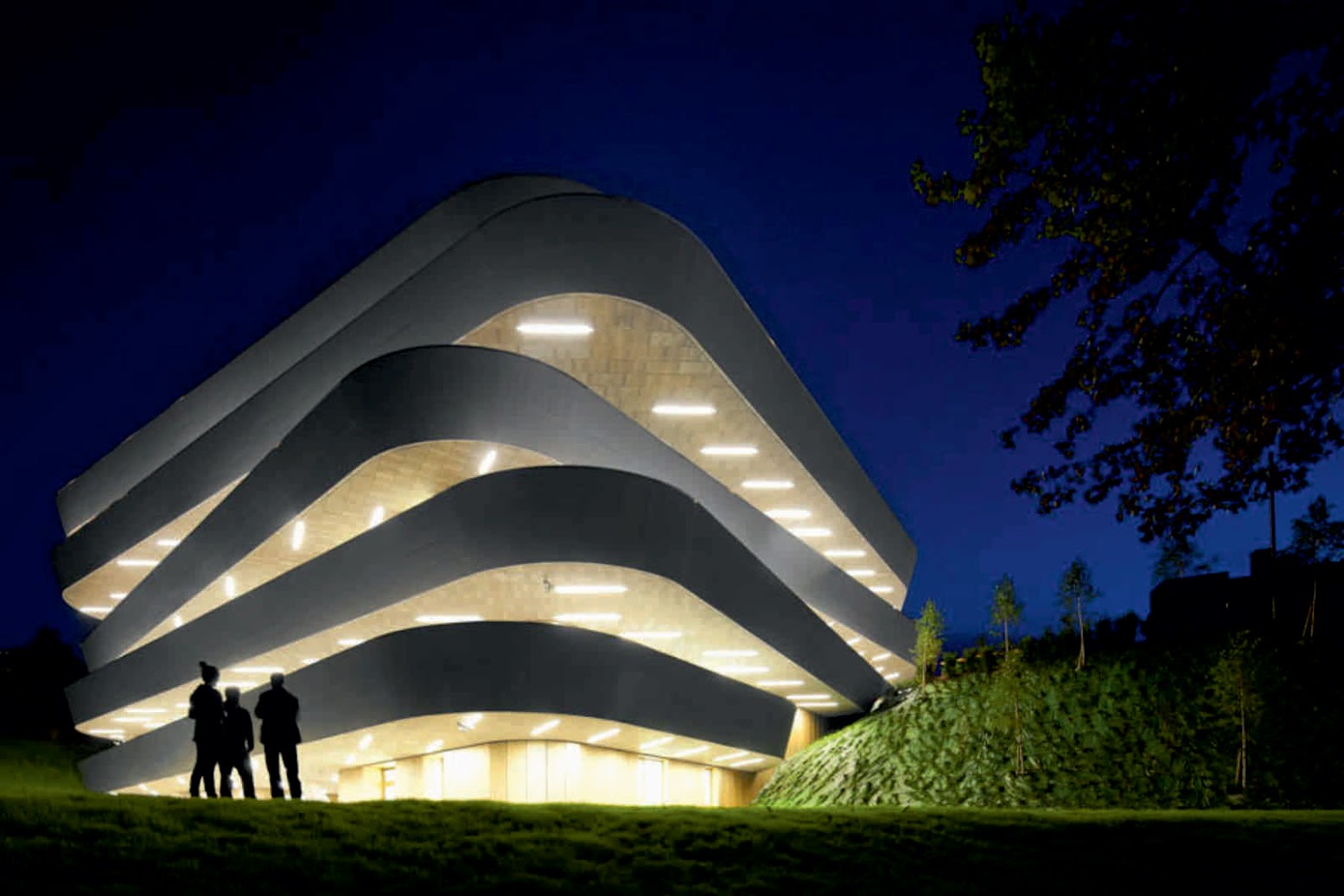 VAUMM architecture