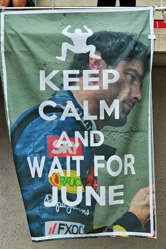 Keep calm and wait for June - баннер болельщиков в поддержку Марка Уэббера на трибуне Гран-при Кореи 2013