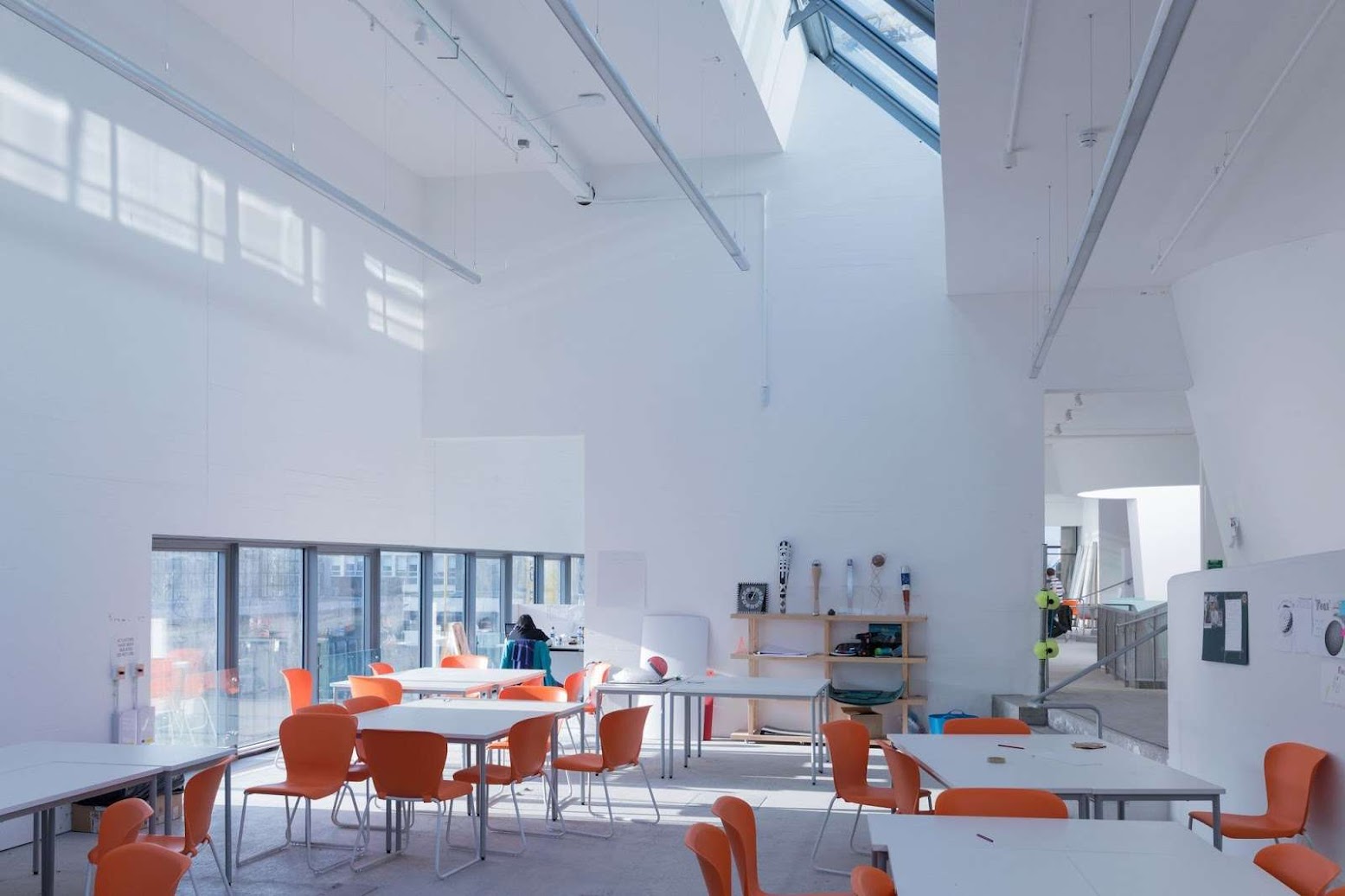 Seona Reid Building by Steven Holl Architects