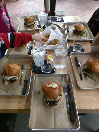 Hamburger Restaurant «Hopdoddy Burger Bar», reviews and photos, 850 S Sepulveda Blvd, El Segundo, CA 90245, USA