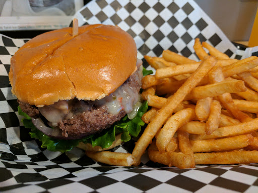 Hamburger Restaurant «Grinderz», reviews and photos, 7561 Center Ave #53, Huntington Beach, CA 92647, USA