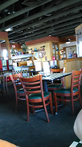 Pizza Restaurant «Pizza Hut», reviews and photos, 410 E Van Fleet Dr, Bartow, FL 33830, USA