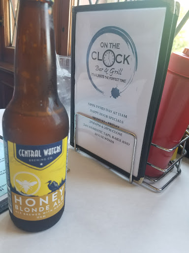 Restaurant «On The Clock Bar & Grill», reviews and photos, 4301 S Howell Ave, Milwaukee, WI 53207, USA